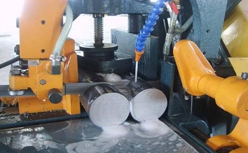 丰顺卧式带锯床的送料方式有哪几种？